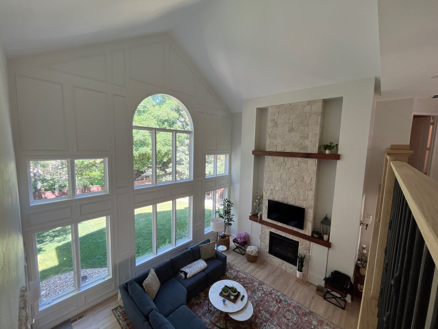 Living Room Paint with Vaulted Ceilings image of nice living room
