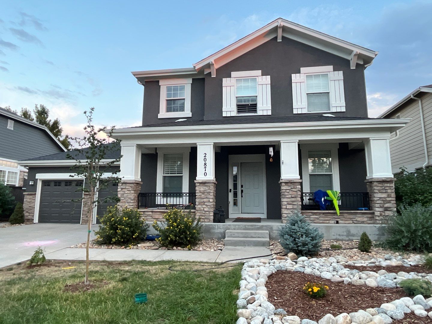 90ec51647f0c6d8a20230601-206-dmmzvj (1) photo lone tree house